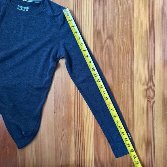 SMARTWOOL Women's Classic Thermal Merino Base Layer Crew sz Small Heather Gray - Picture 9 of 9